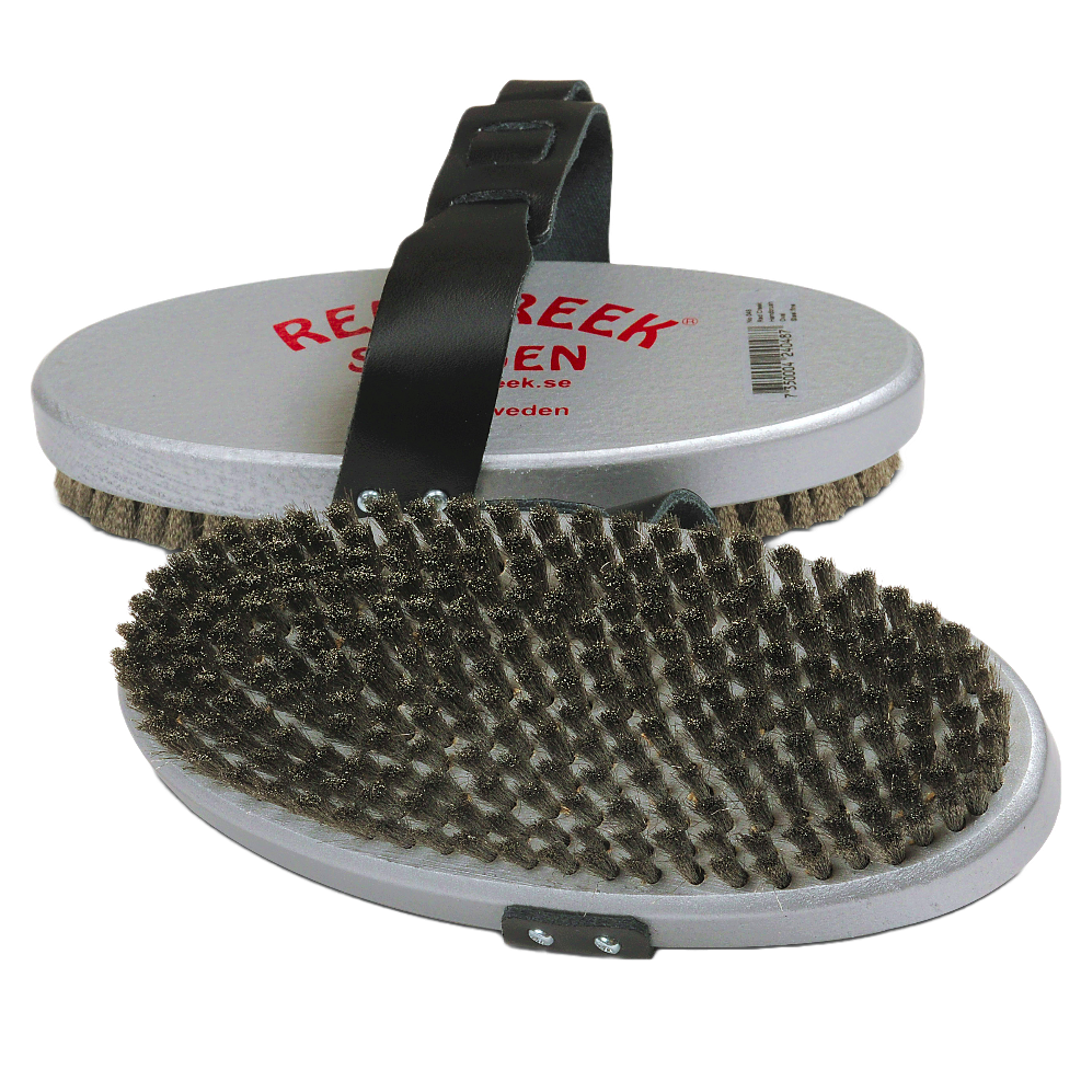 A product picture of the Red Creek Fine Curled Steel Racing Silver Oval Hand Brush